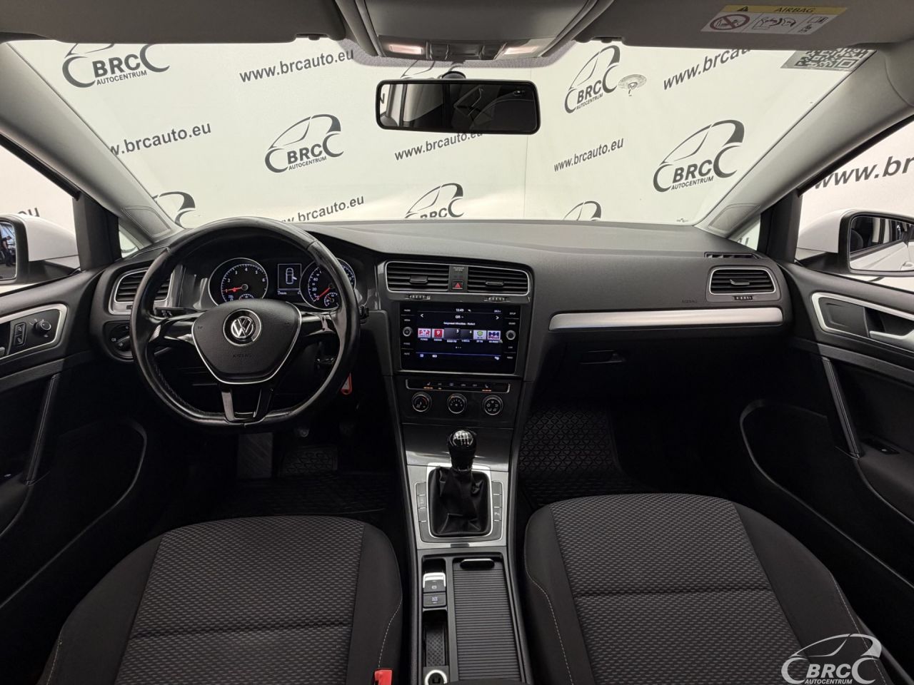 Volkswagen Golf | 2