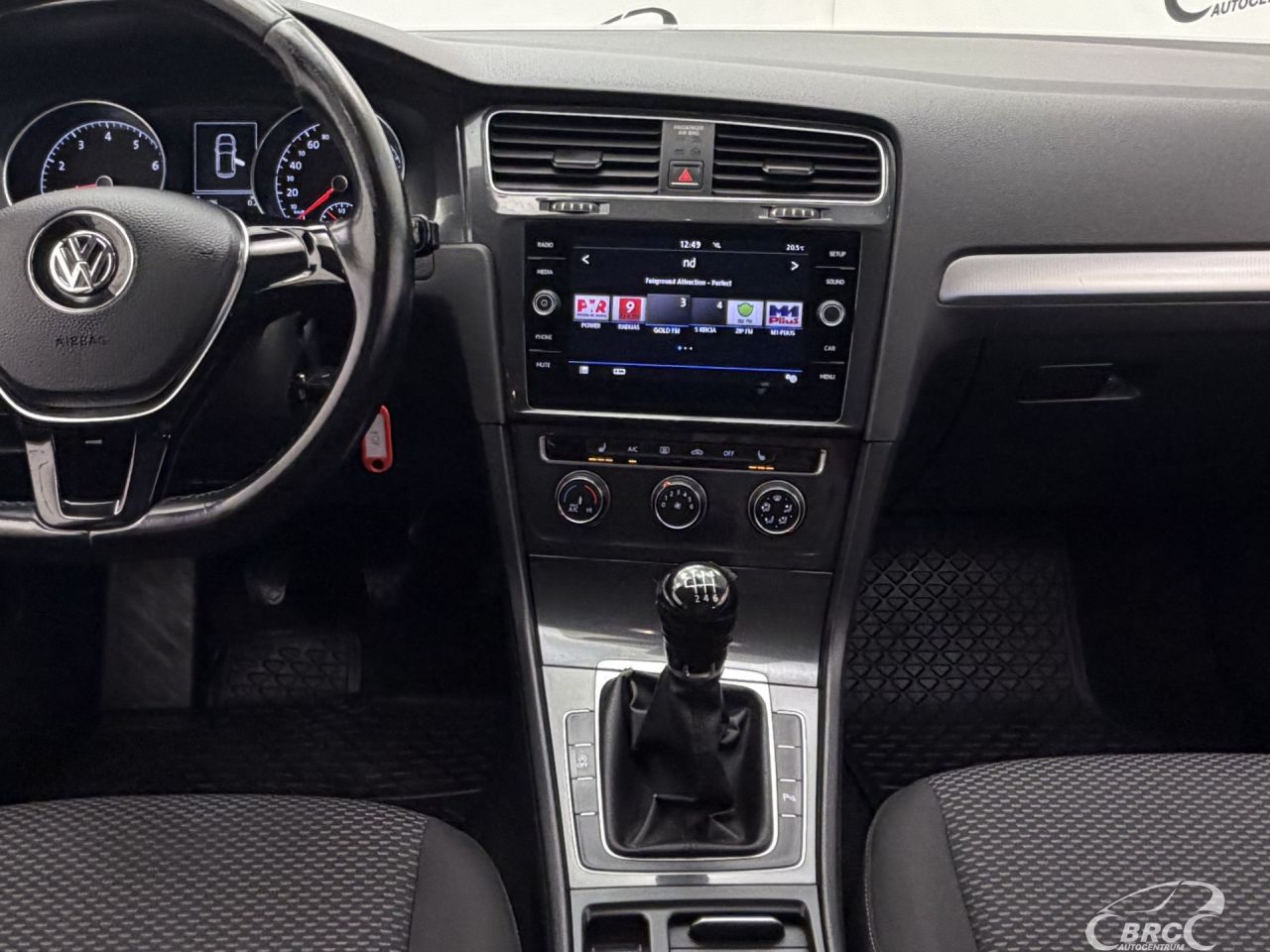 Volkswagen Golf | 13