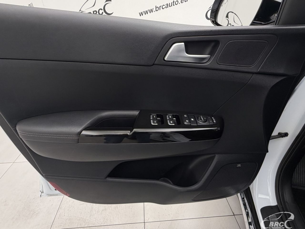 Kia Sportage | 19
