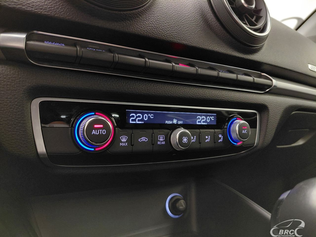 Audi A3 | 14