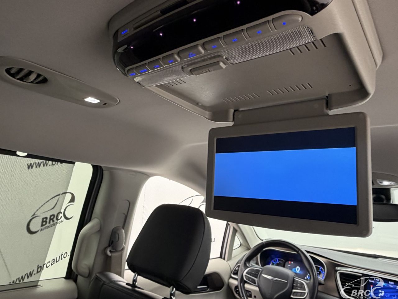 Chrysler Pacifica | 16