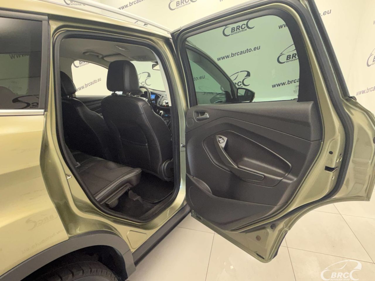 Ford Kuga | 3