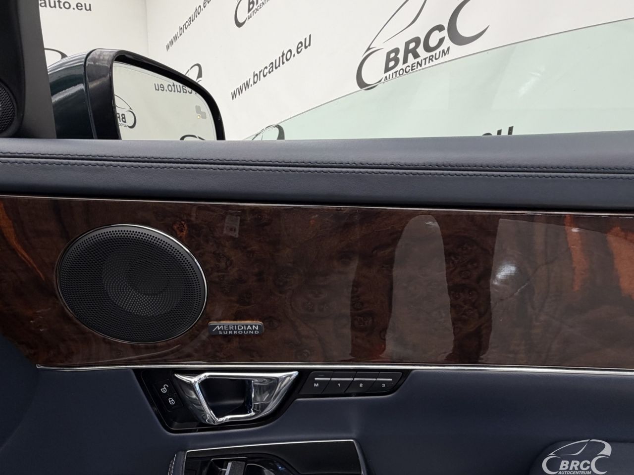 Jaguar XJ | 9