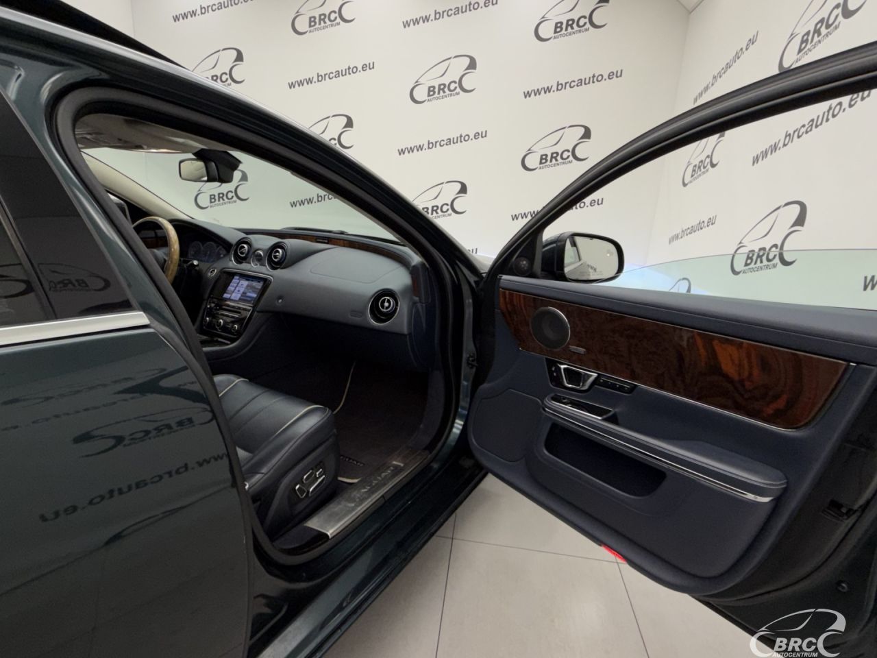 Jaguar XJ | 8