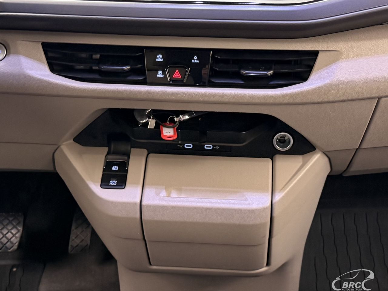 Volkswagen Multivan | 16