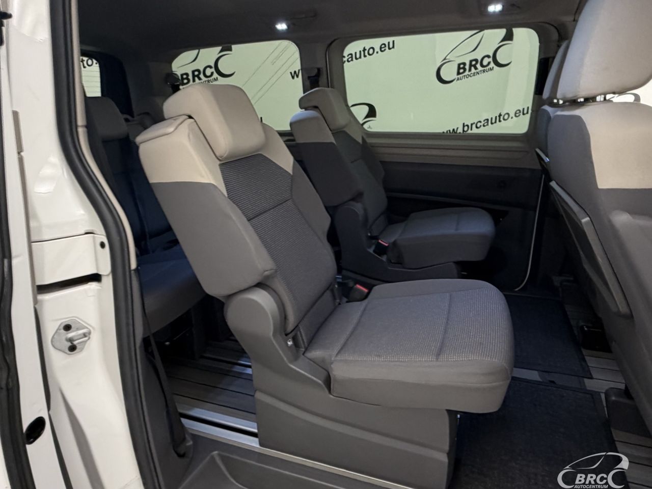 Volkswagen Multivan | 10