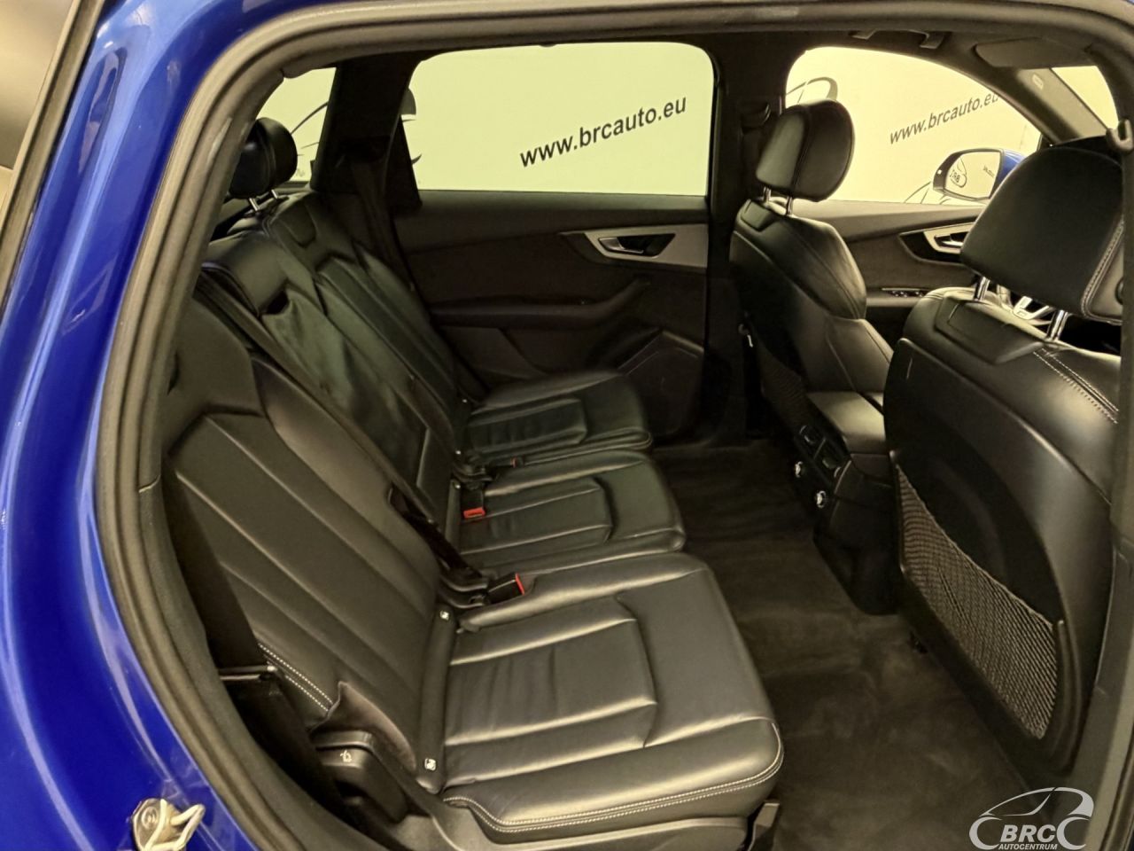 Audi Q7 | 13