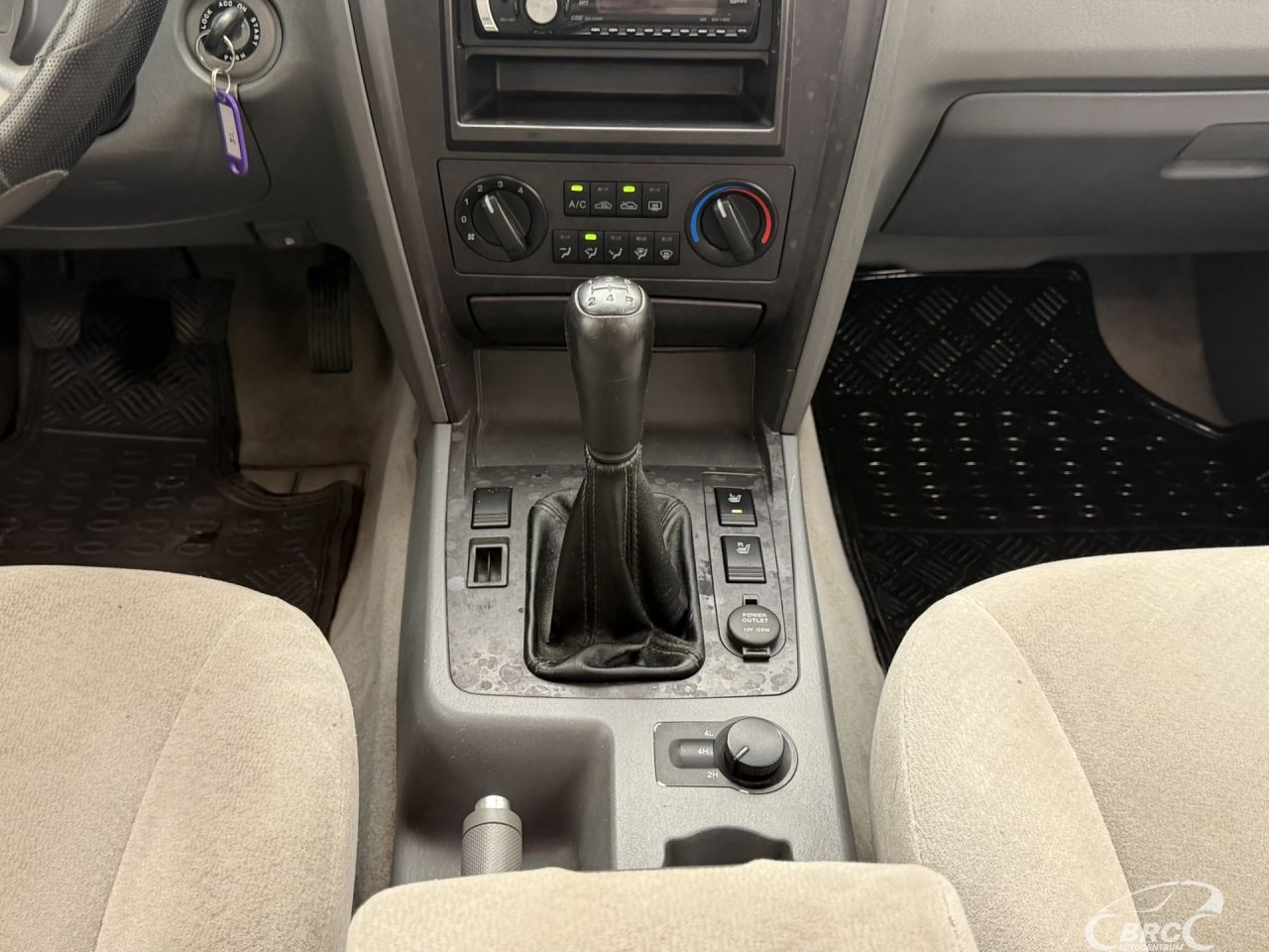 Hyundai Terracan | 16