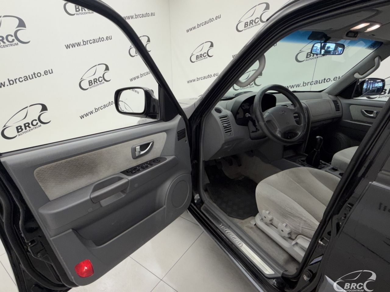 Hyundai Terracan | 17