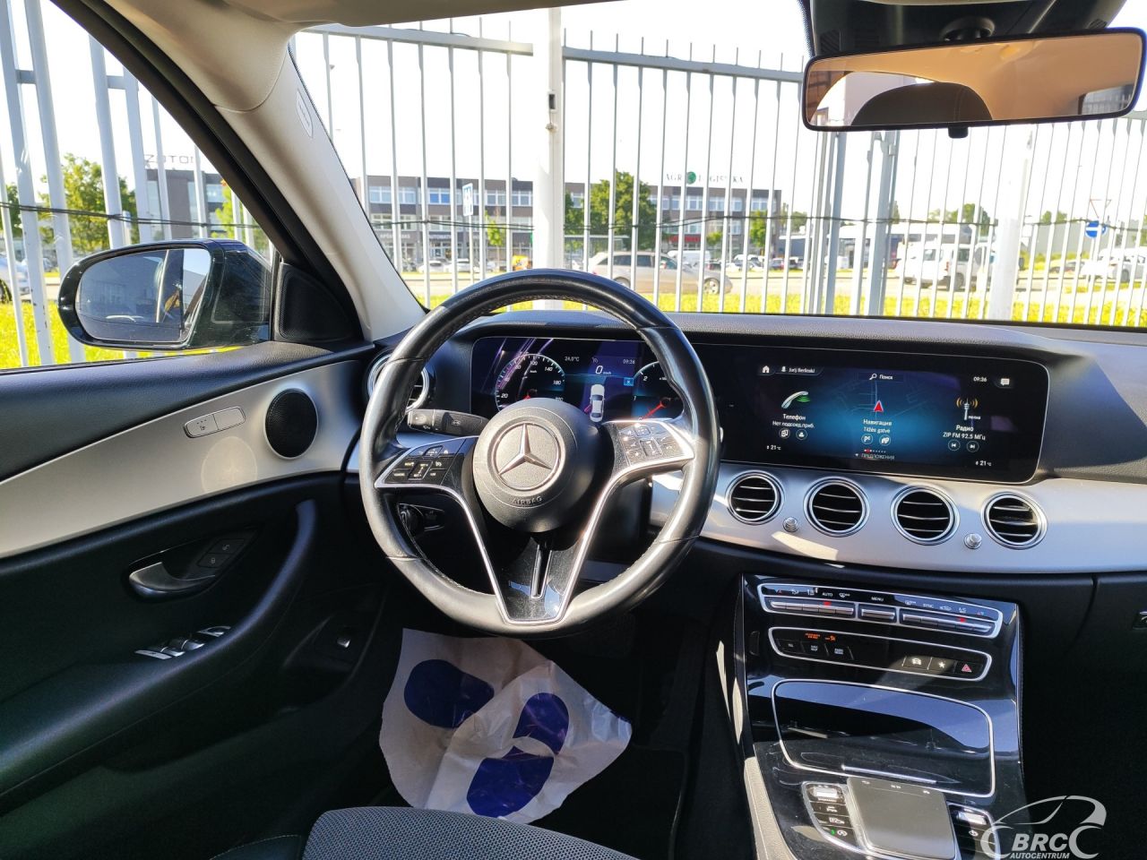 Mercedes-Benz E220 | 2