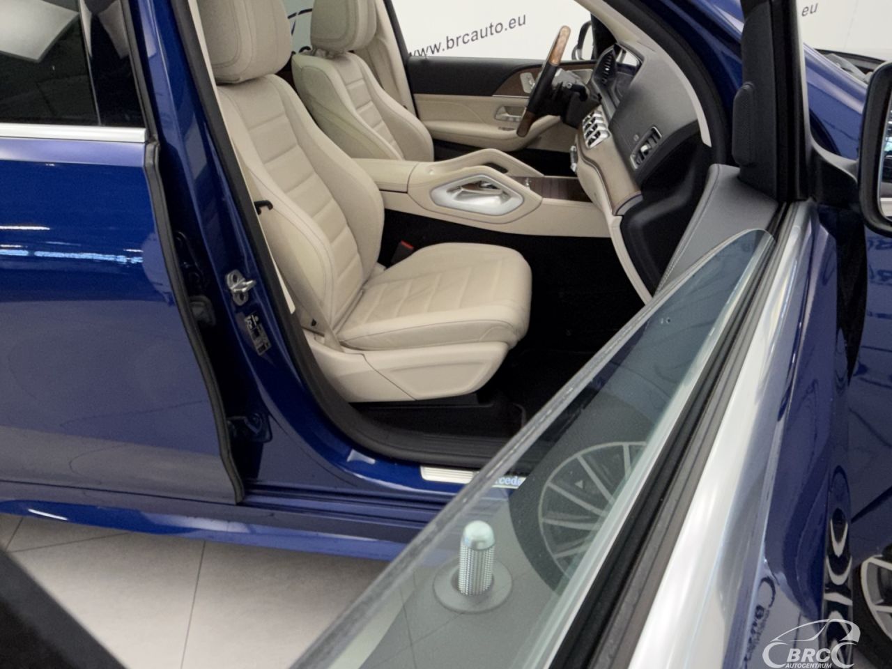 Mercedes-Benz GLS400 | 9