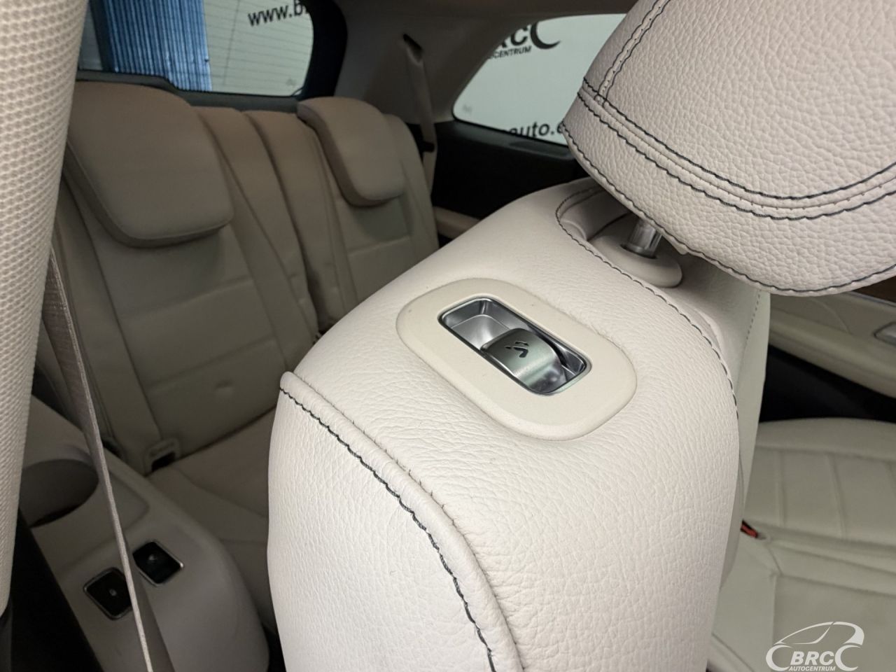 Mercedes-Benz GLS400 | 15