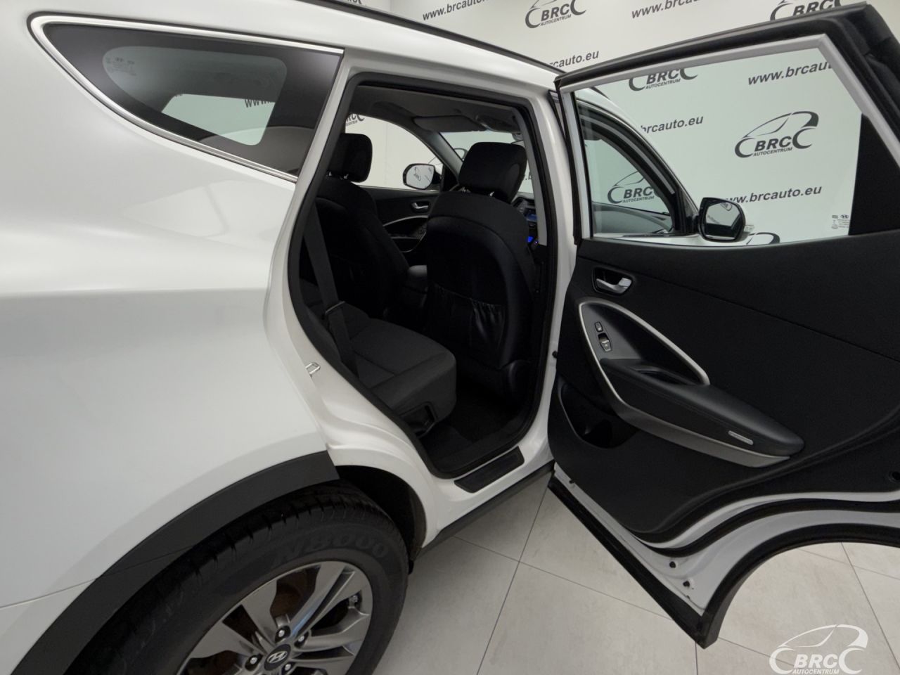 Hyundai Santa Fe | 10