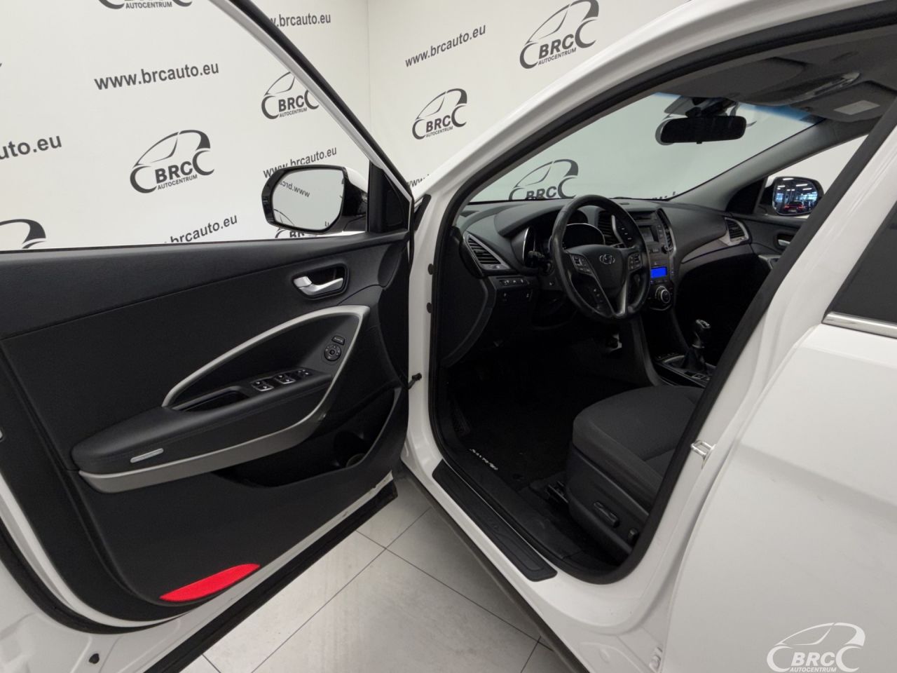 Hyundai Santa Fe | 18
