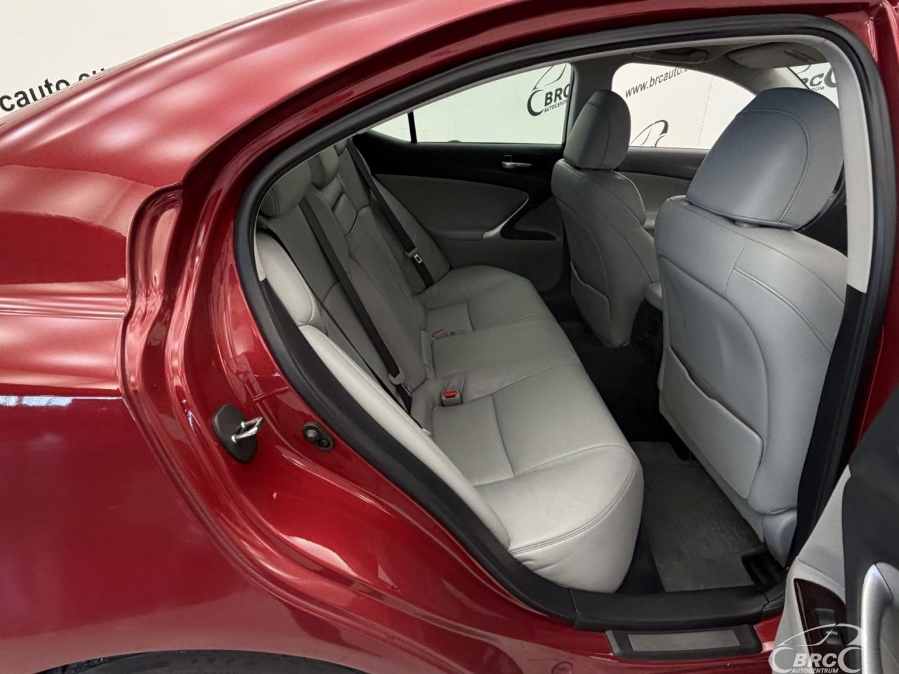 Lexus IS 250 | 10