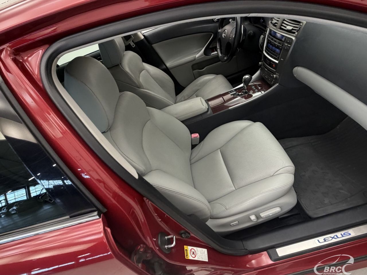 Lexus IS 250 | 4