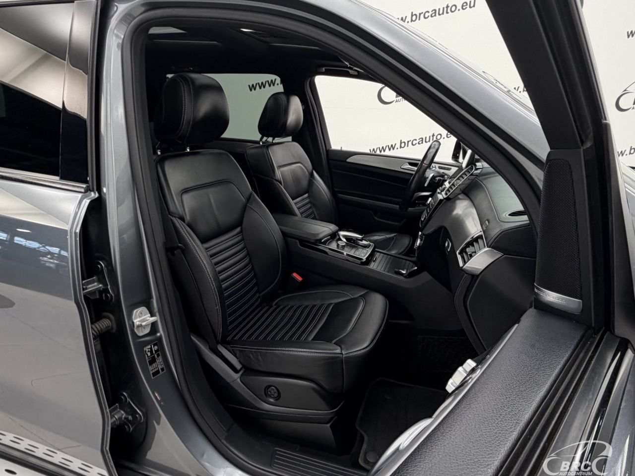 Mercedes-Benz GLS350 | 6