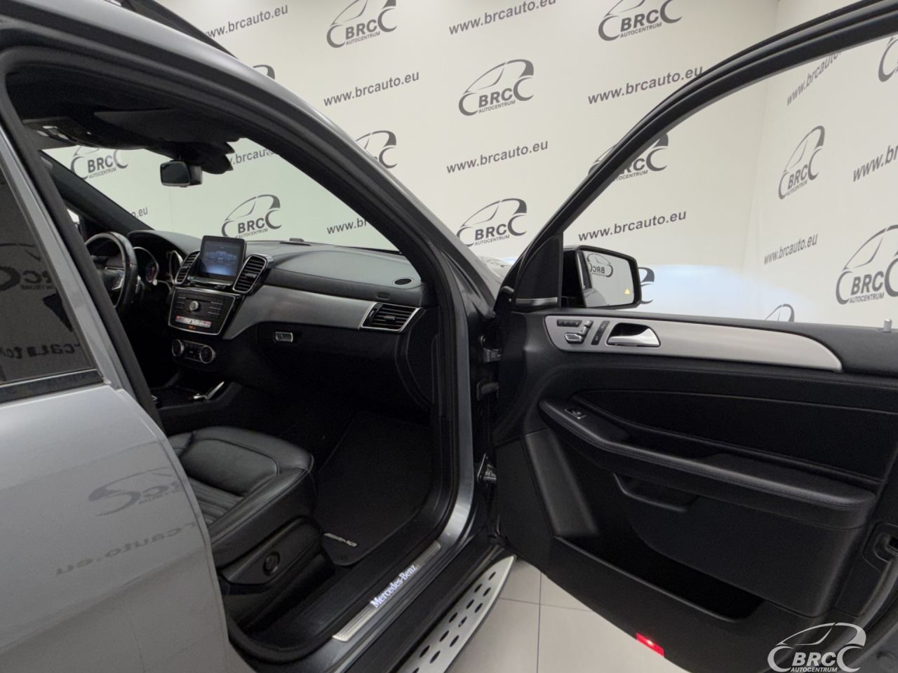 Mercedes-Benz GLS350 | 7