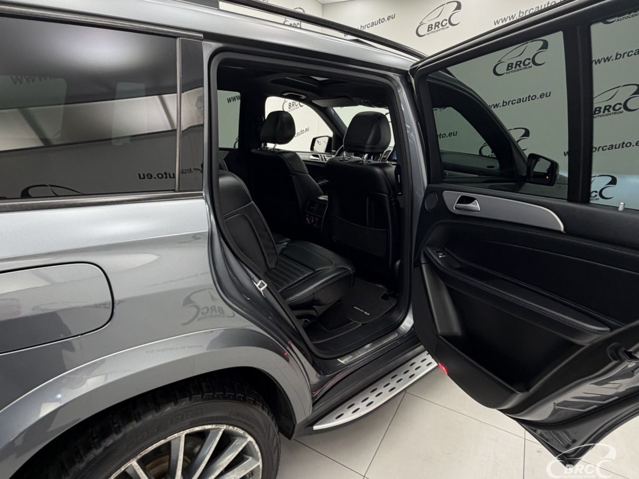 Mercedes-Benz GLS350 | 12