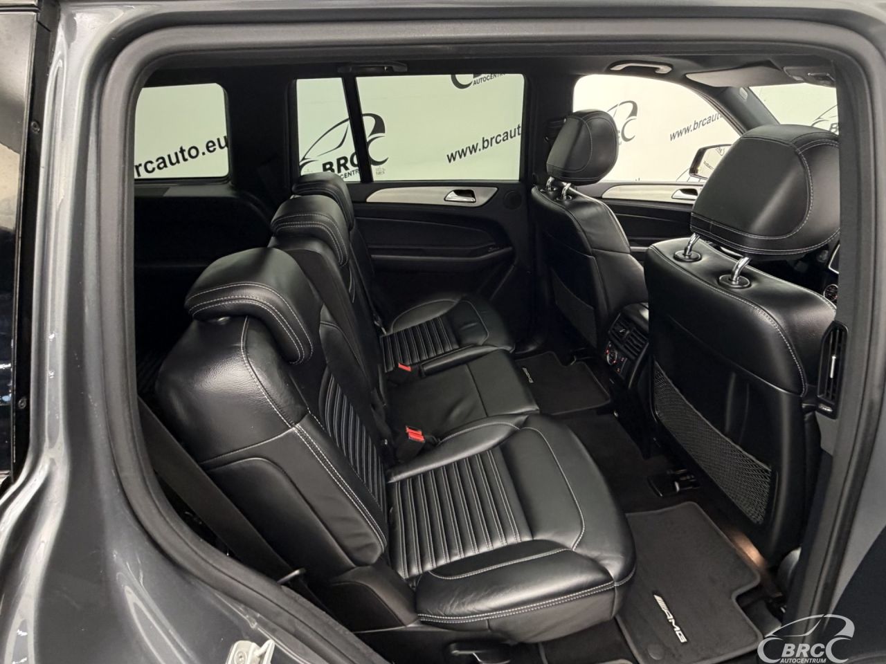 Mercedes-Benz GLS350 | 10