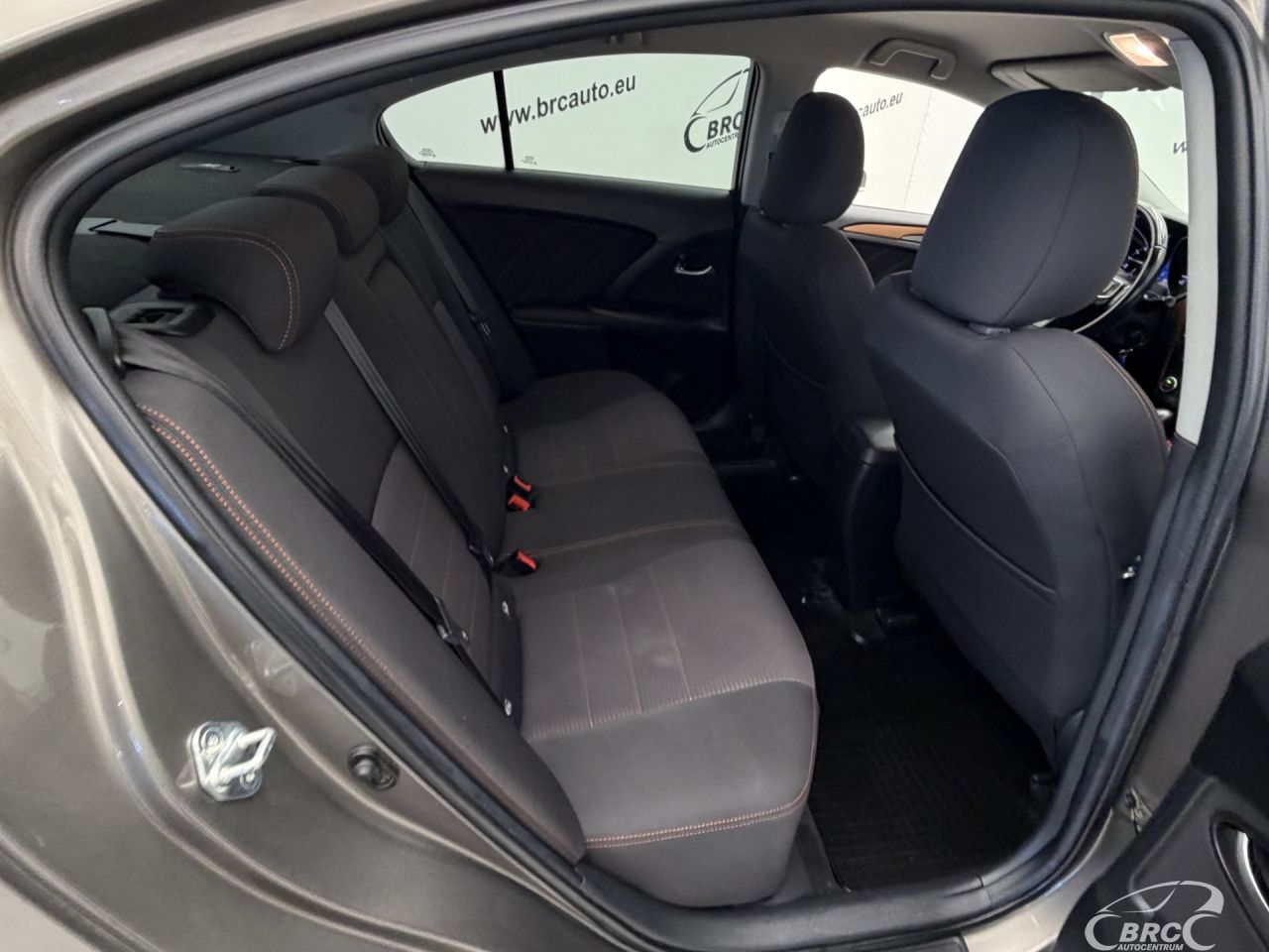Toyota Avensis | 17
