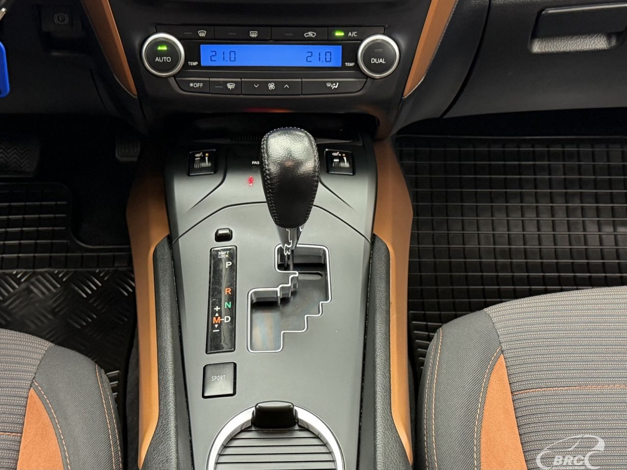 Toyota Avensis | 28