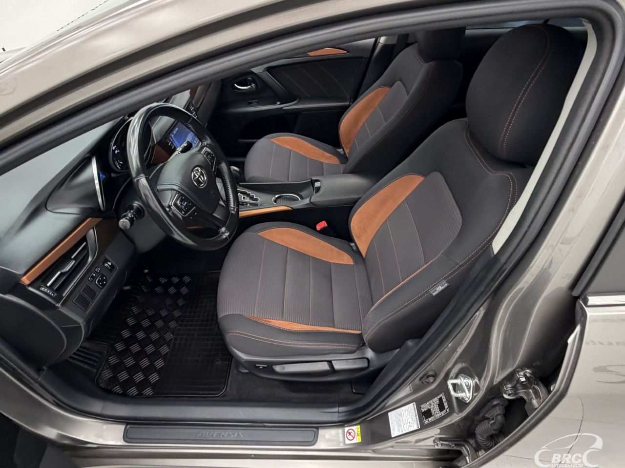 Toyota Avensis | 33