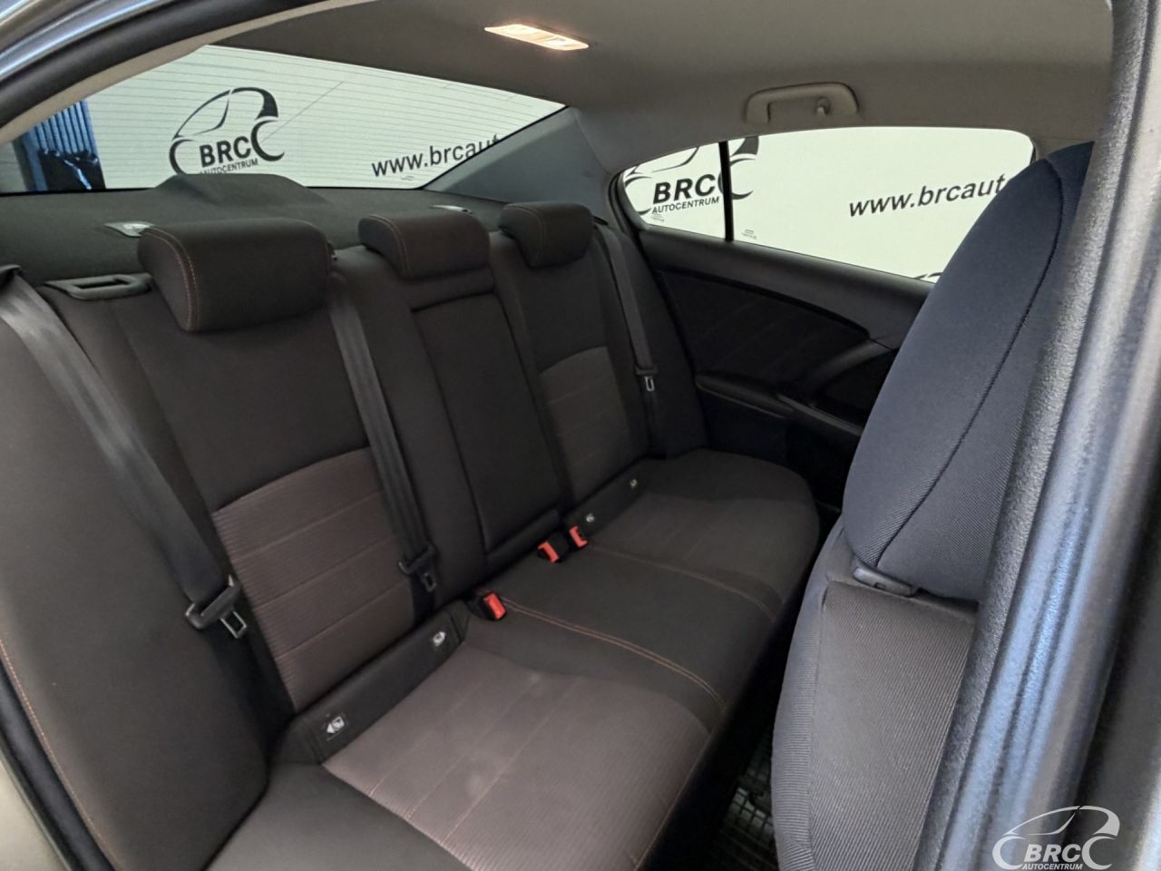 Toyota Avensis | 19