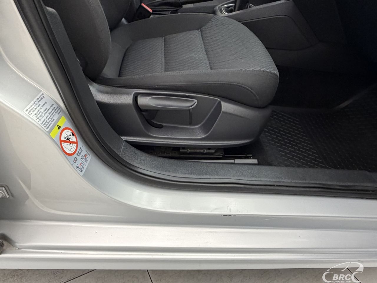 Volkswagen Jetta | 5