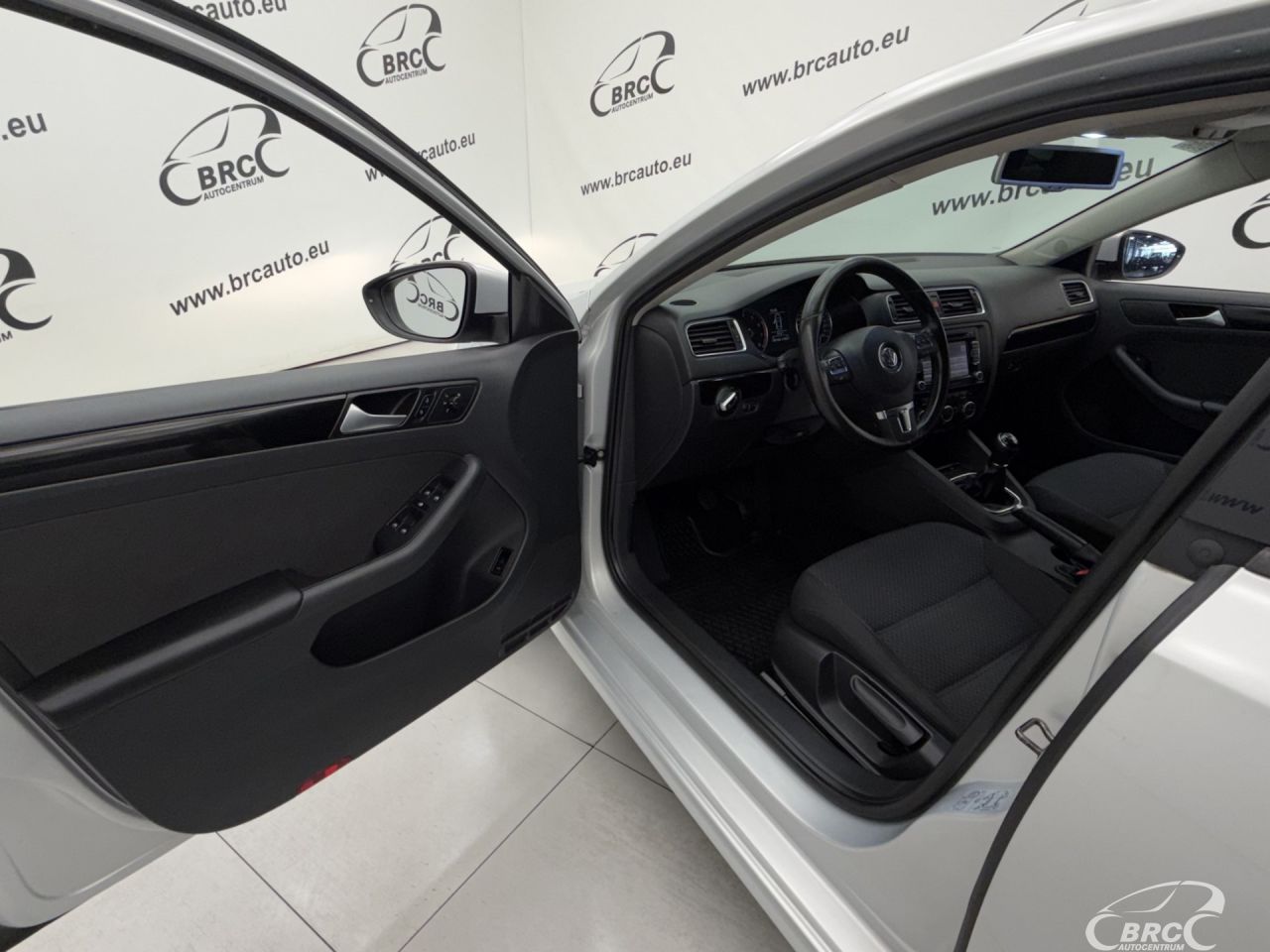 Volkswagen Jetta | 17