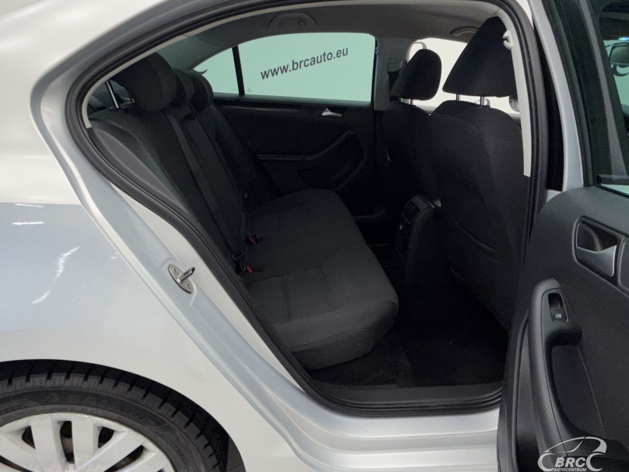 Volkswagen Jetta | 8