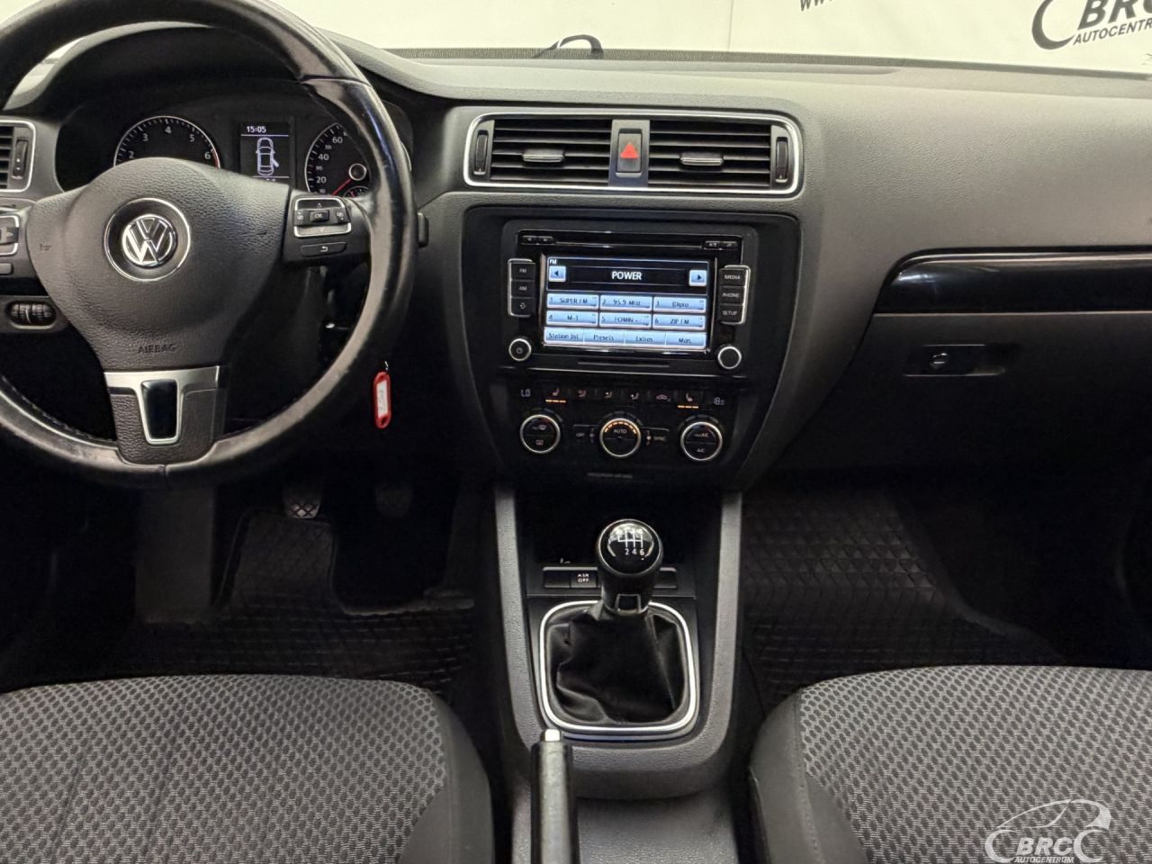 Volkswagen Jetta | 13