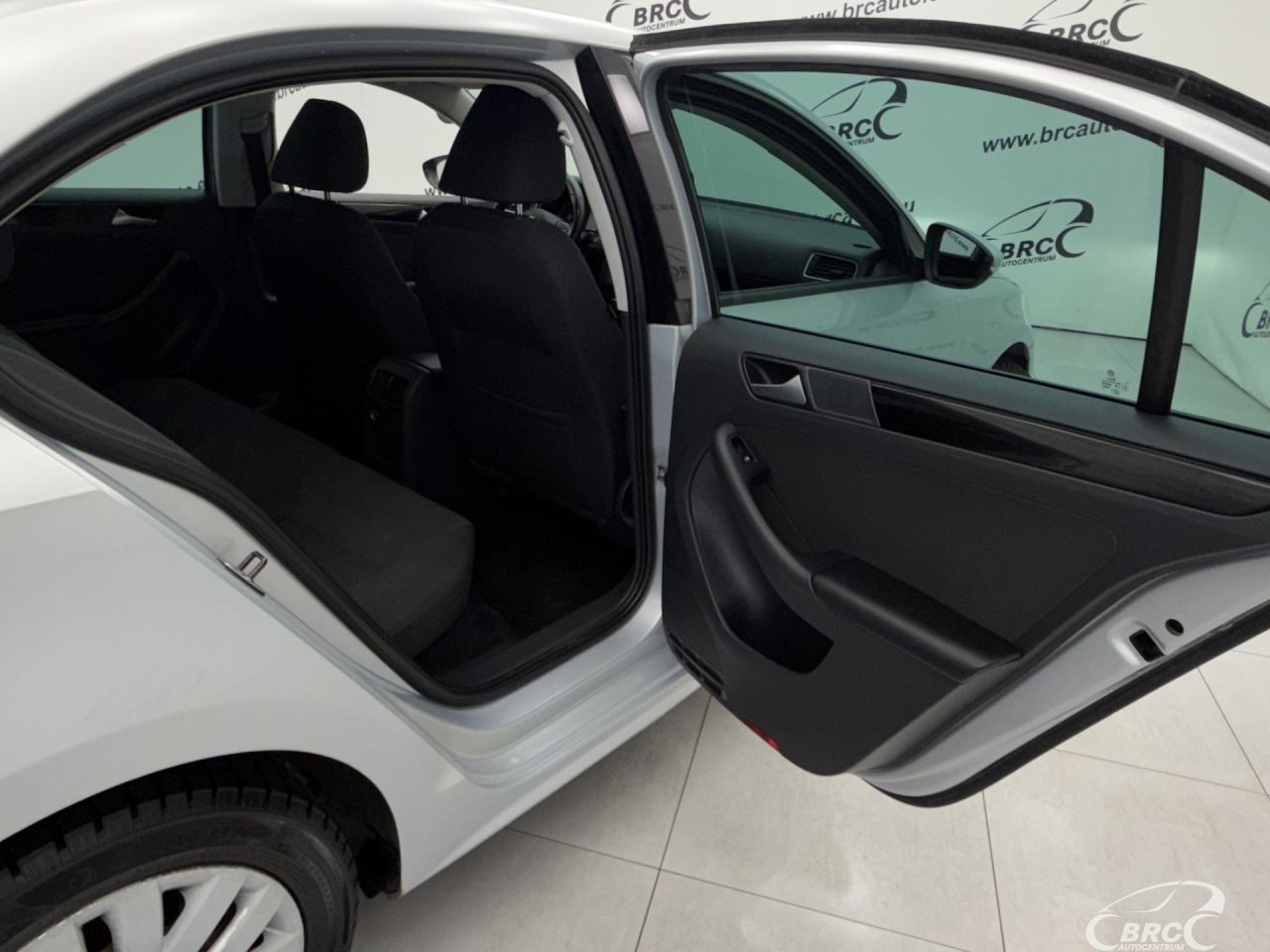 Volkswagen Jetta | 11