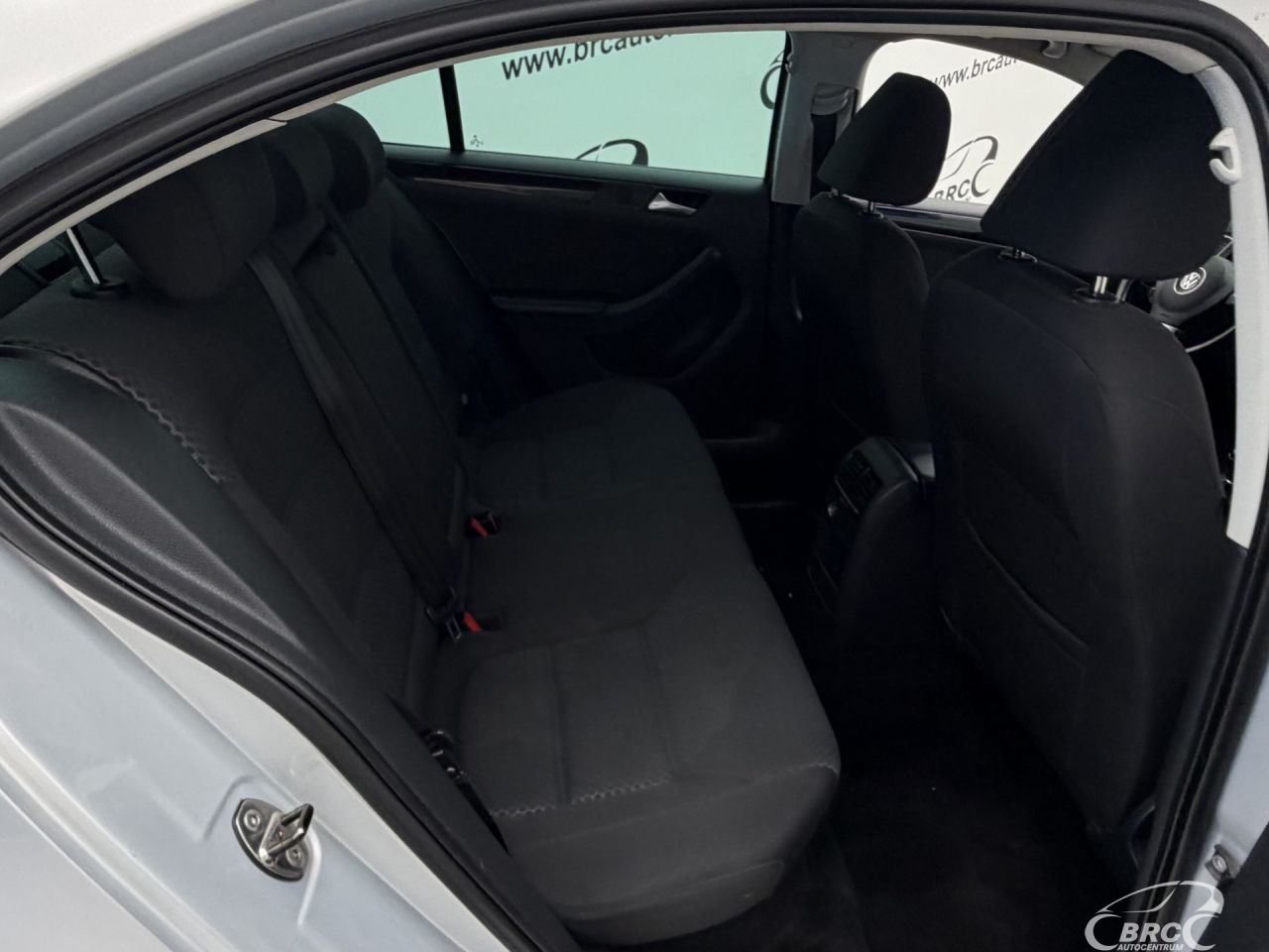 Volkswagen Jetta | 9