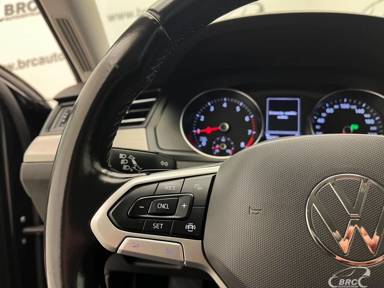 Volkswagen Passat | 13