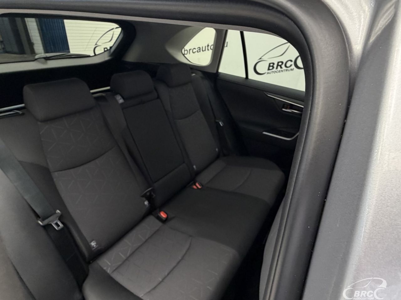 Toyota RAV4 | 11