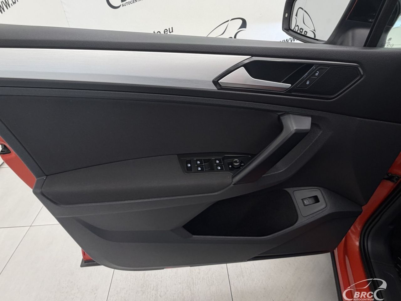 Volkswagen Tiguan | 17