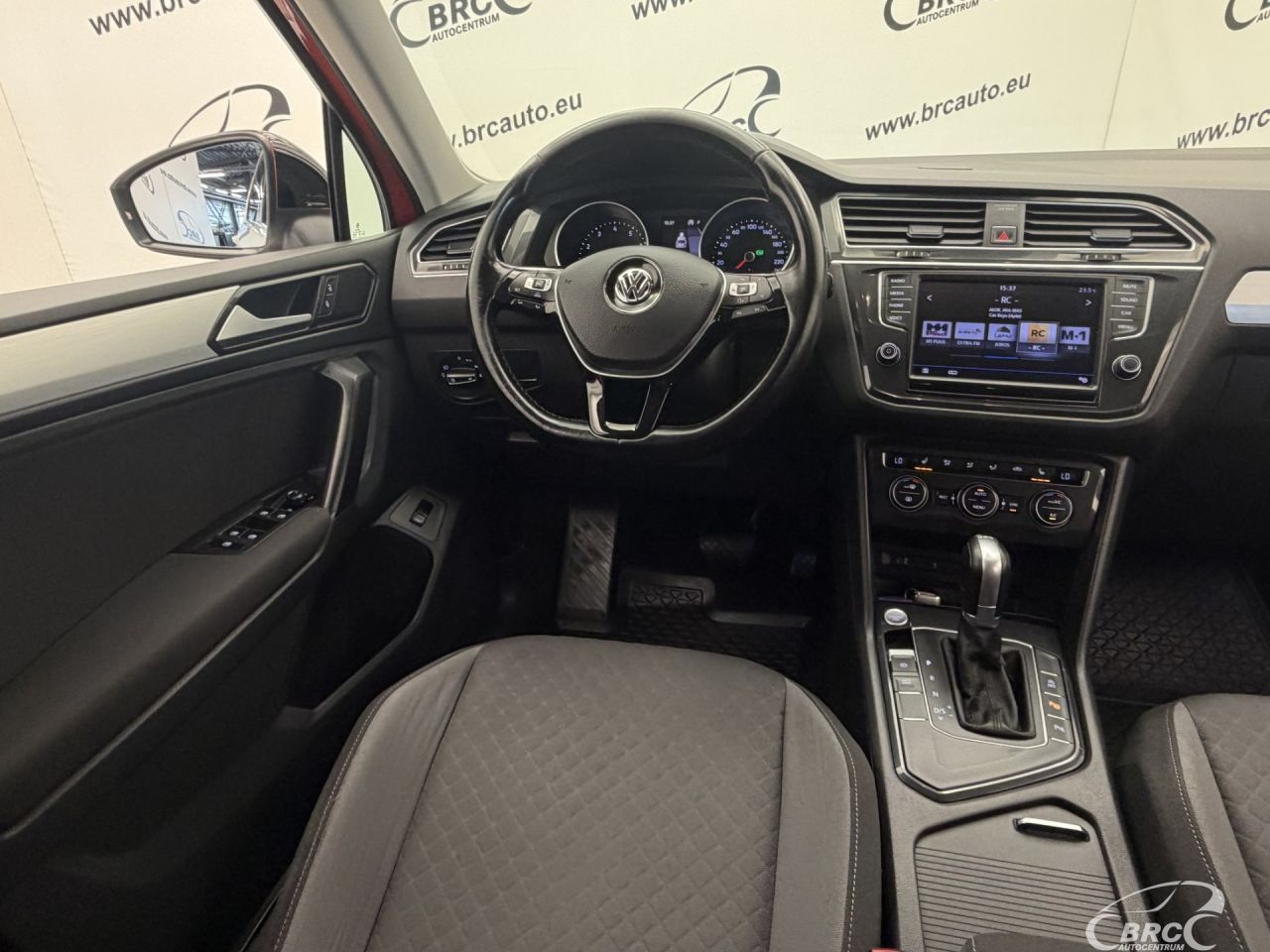 Volkswagen Tiguan | 12
