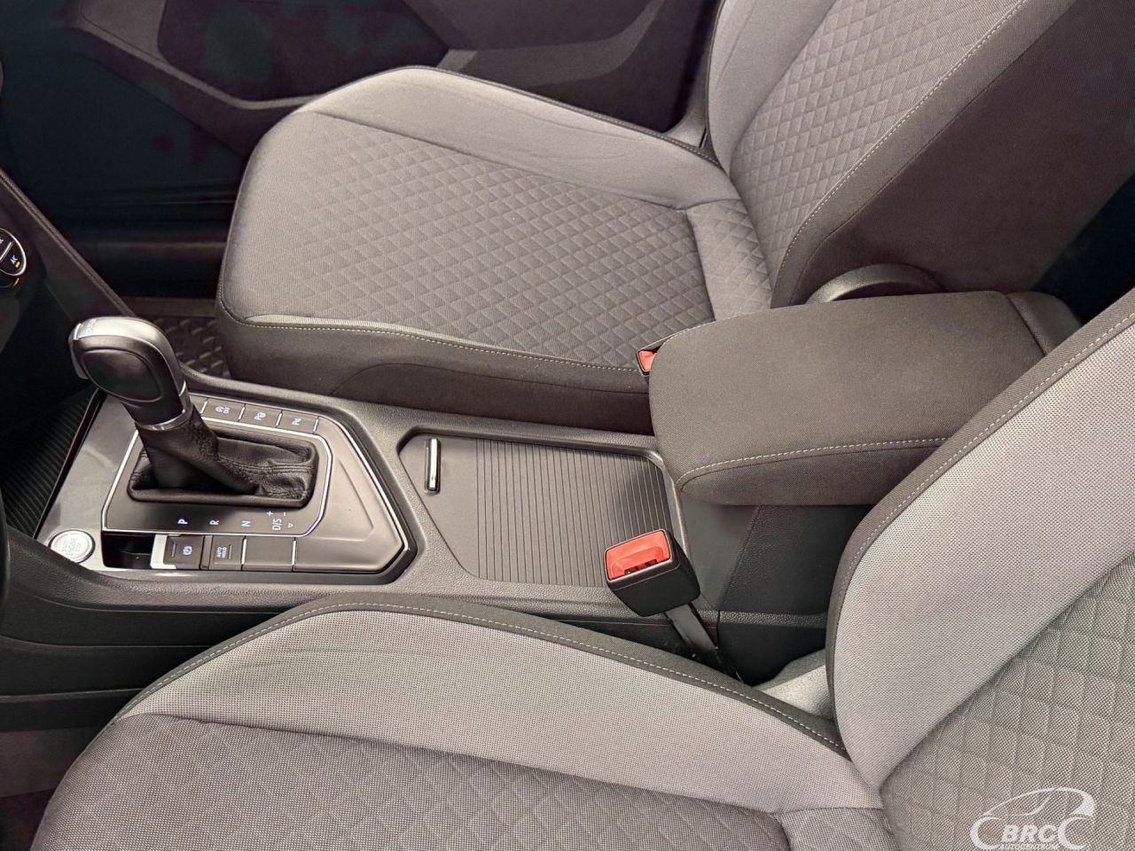 Volkswagen Tiguan | 19