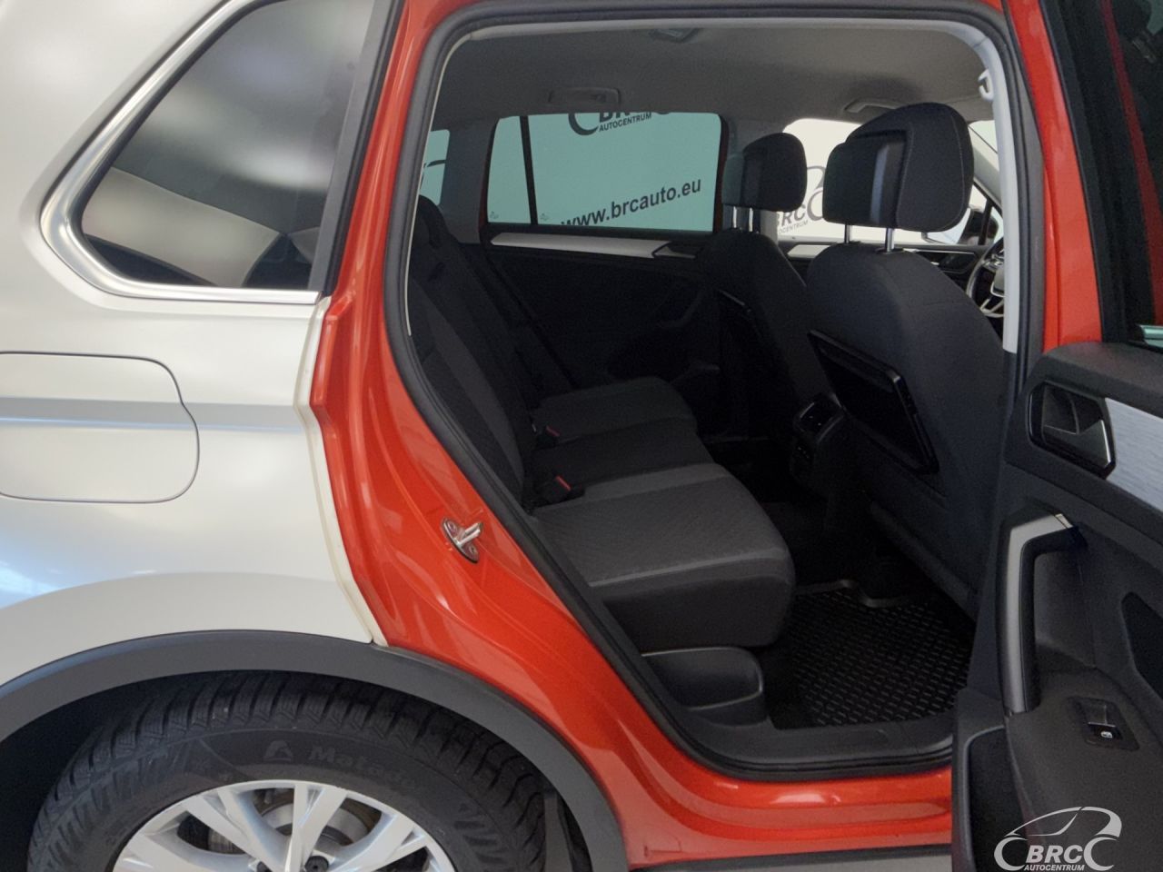 Volkswagen Tiguan | 8