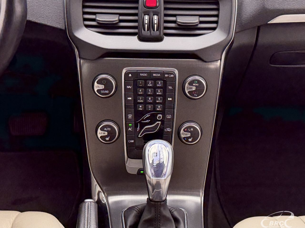 Volvo V40 | 15