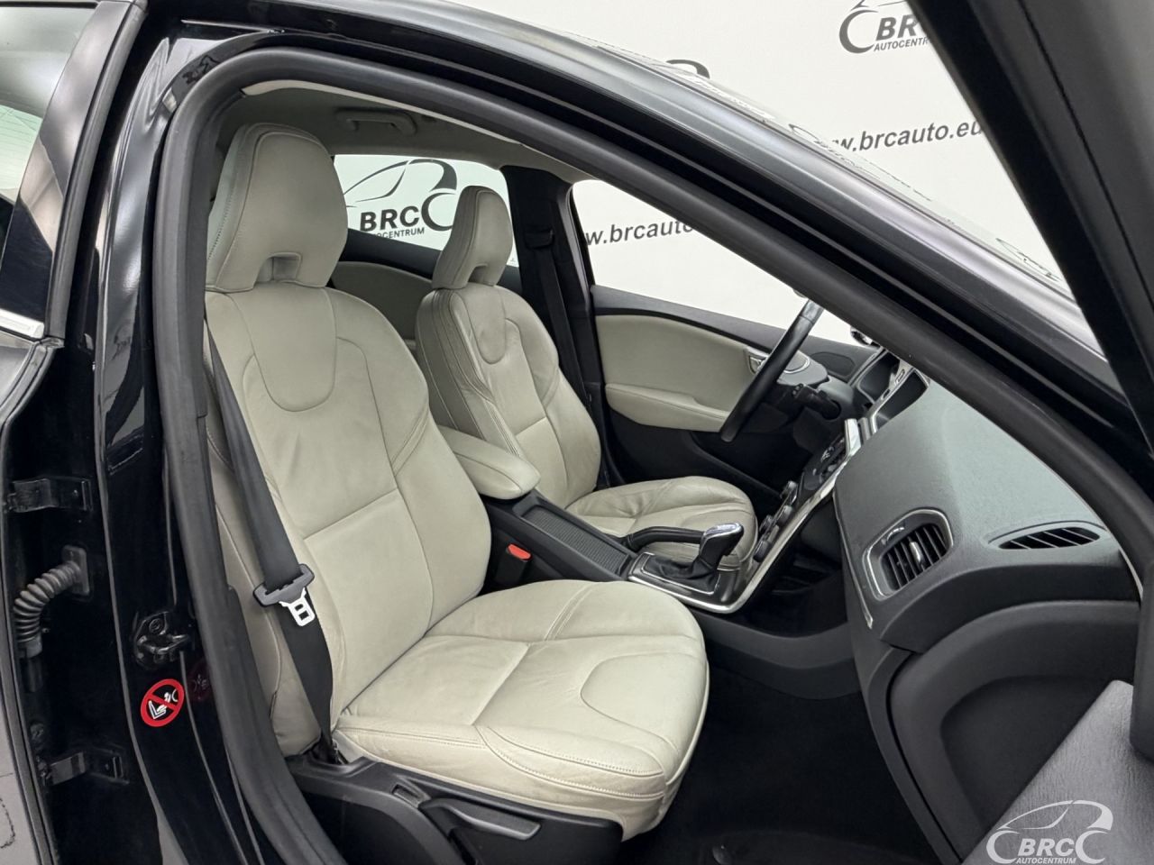 Volvo V40 | 6
