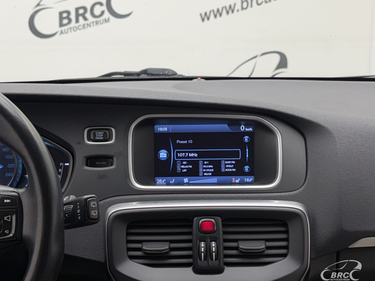 Volvo V40 | 14