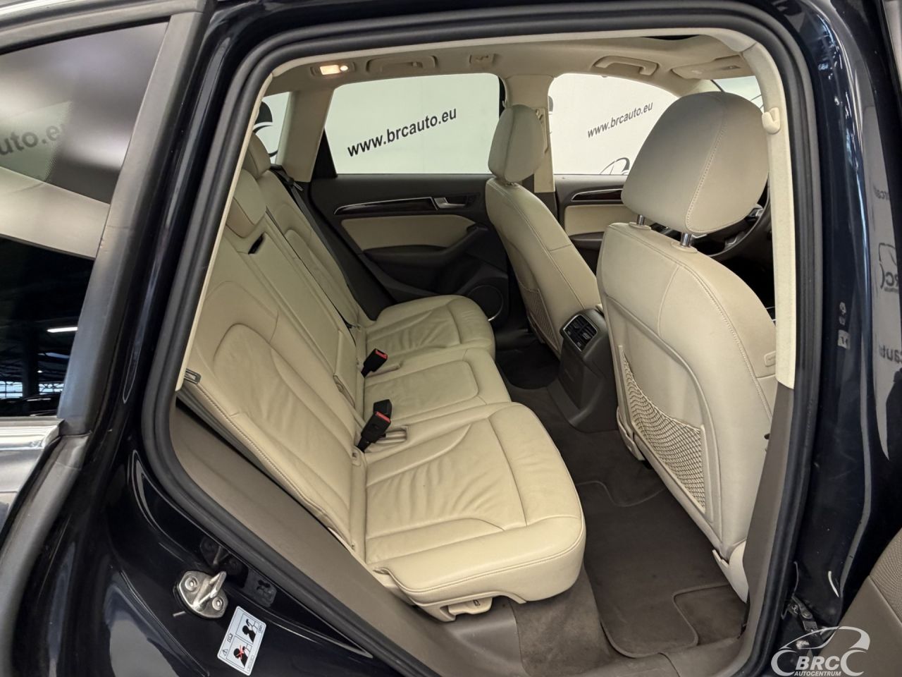 Audi Q5 | 10