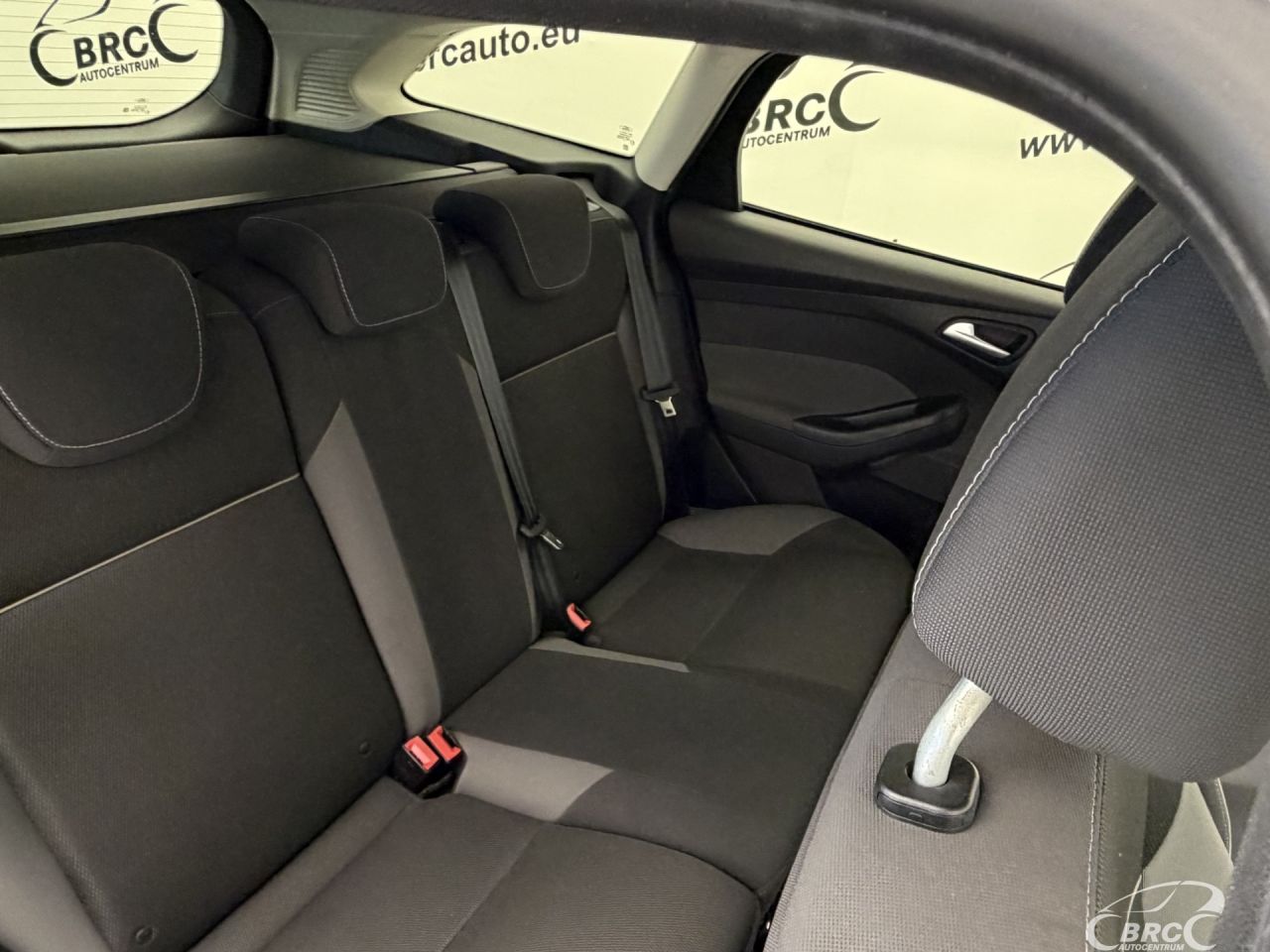 Ford Focus | 10