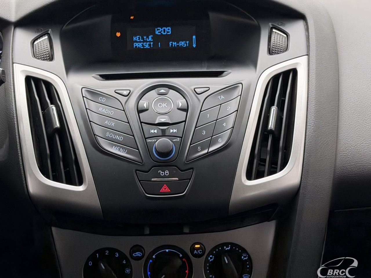 Ford Focus | 15