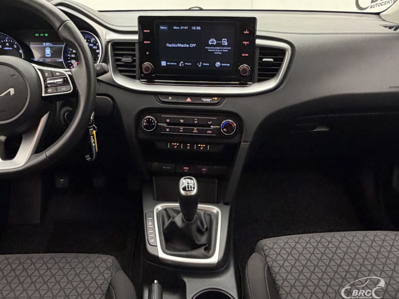 Kia Cee'd | 13