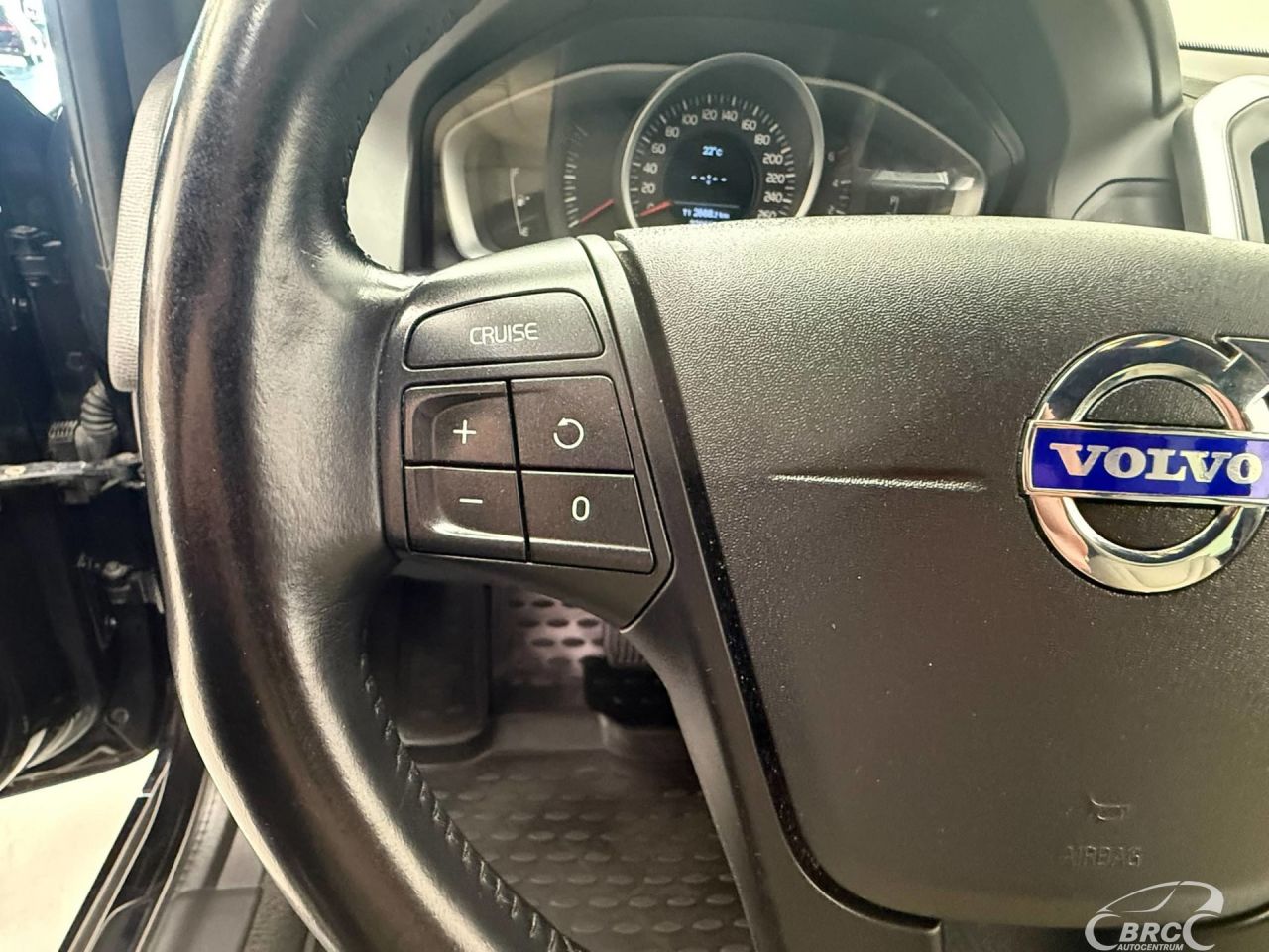 Volvo XC60 | 11