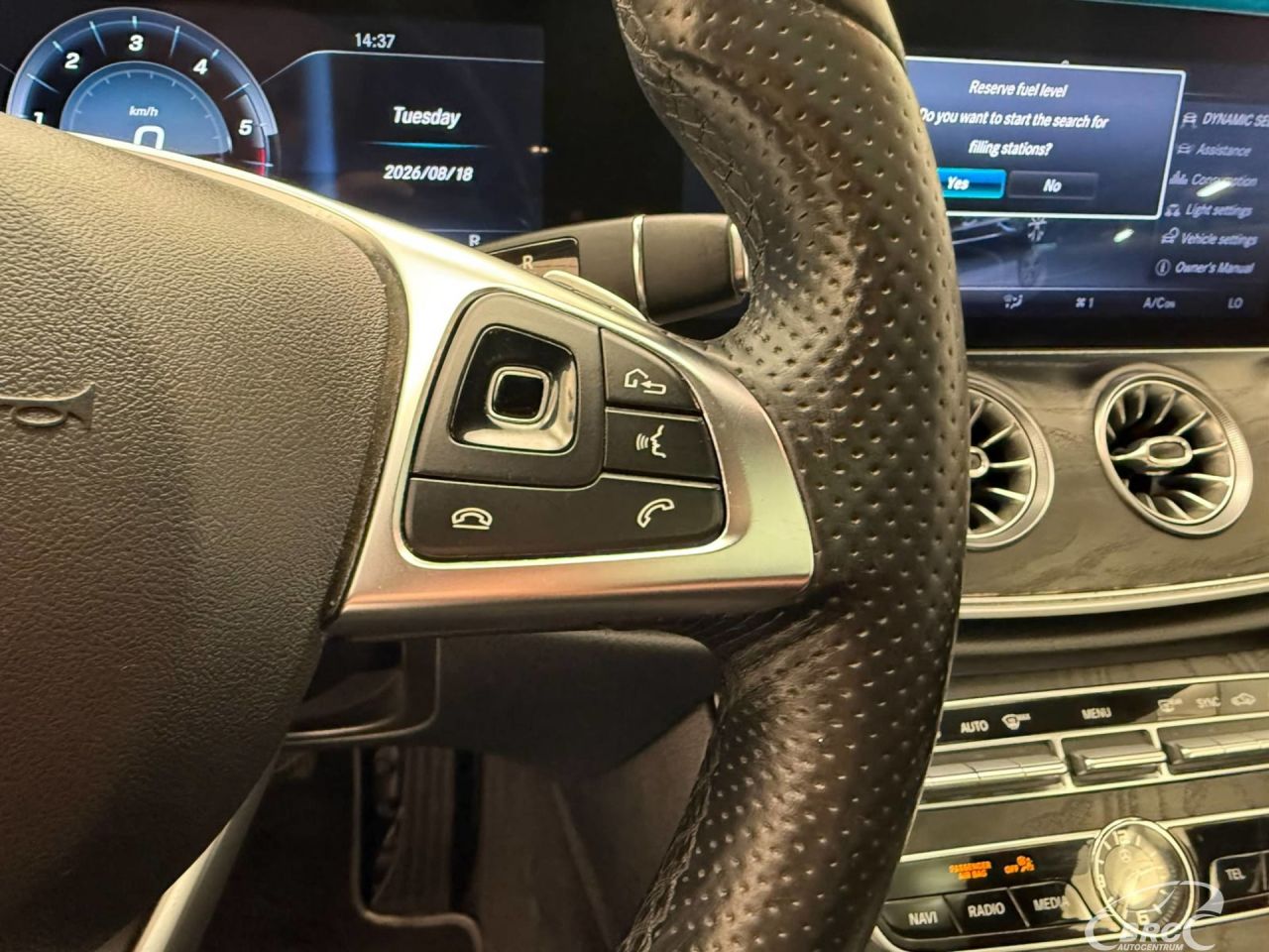 Mercedes-Benz E220 | 6
