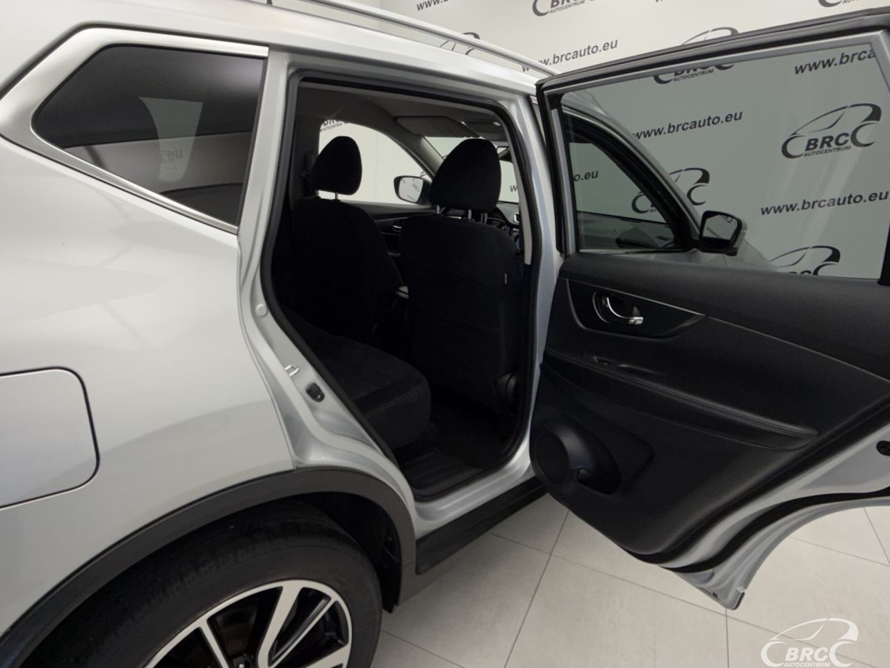 Nissan X-Trail | 11